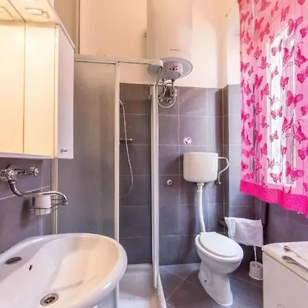 Two Eva Apartman
