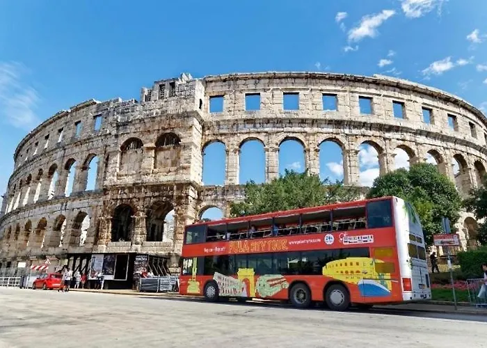 Two Eva Lägenhet Pula